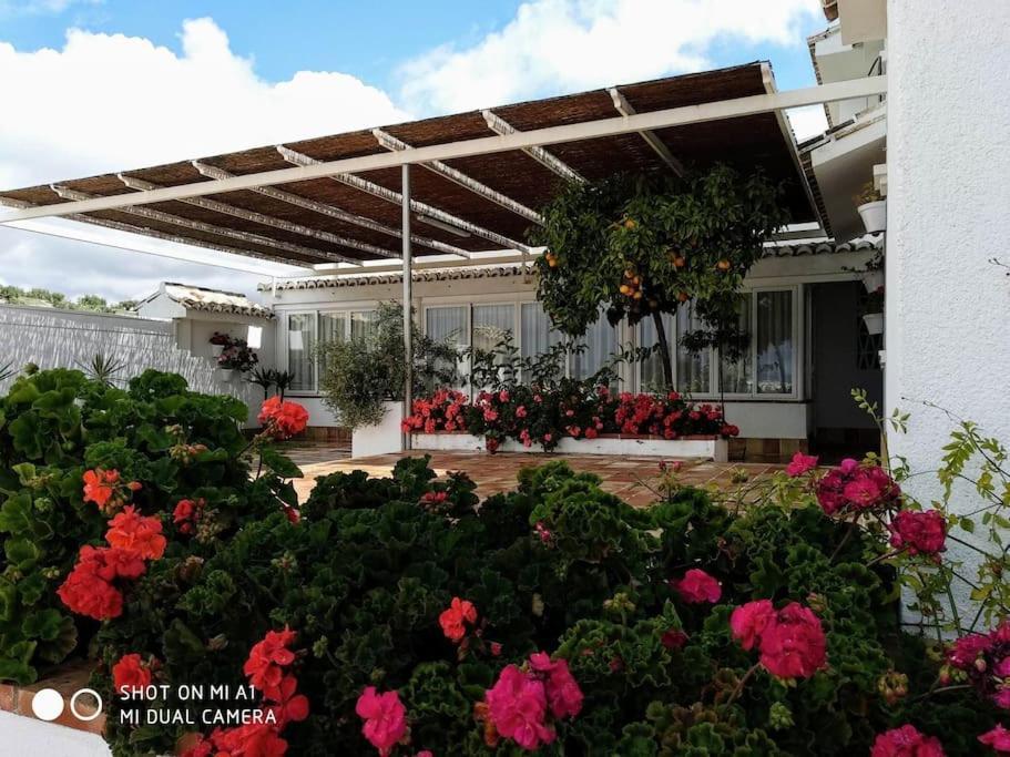 Vivienda Rural Las Bartolas Хаэн Экстерьер фото